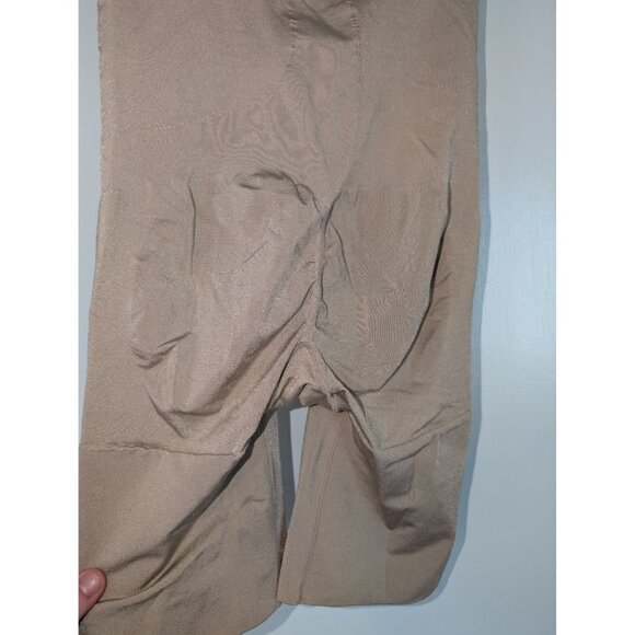 Spanx High waisted short shapewear 2x - Picture 4 of 4